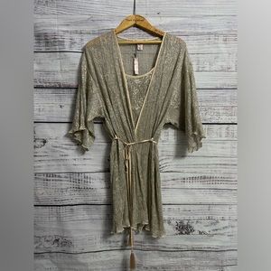 Victoria Secret - Sexy Sleep Set (Cami, Shorts & housecoat)